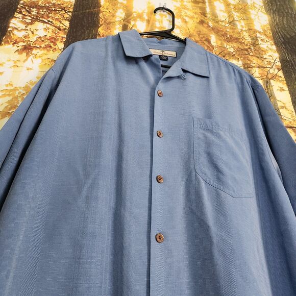 Tommy Bahama 100% Silk Mens Medium Light Blue Short Camp Shirt Woven Pattern - Picture 2 of 16